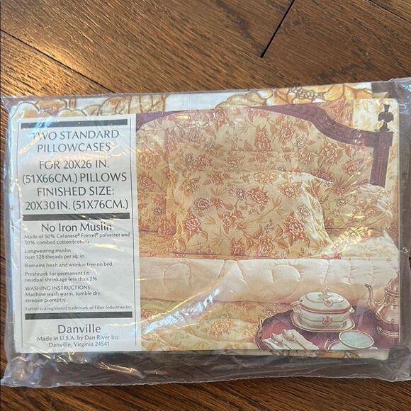 Vintage new in packaging Danville Evening Song Muslin Standard Pillowcases + One - Picture 1 of 6
